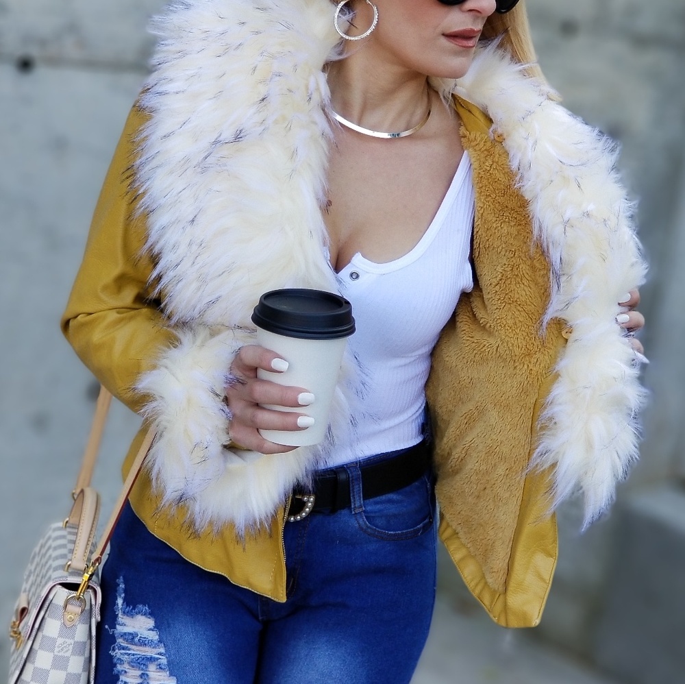 ADELLA Vegan Leather Womens Jacket with Fur Trim - Picture 3 of 5